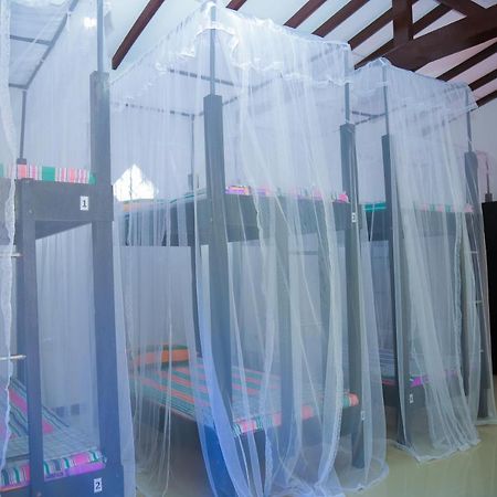 Hikka Surf Hostel هيكادوفا المظهر الخارجي الصورة
